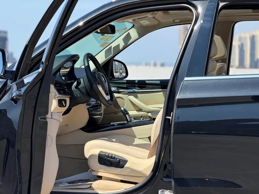 BMW X5 2014 — фото 20