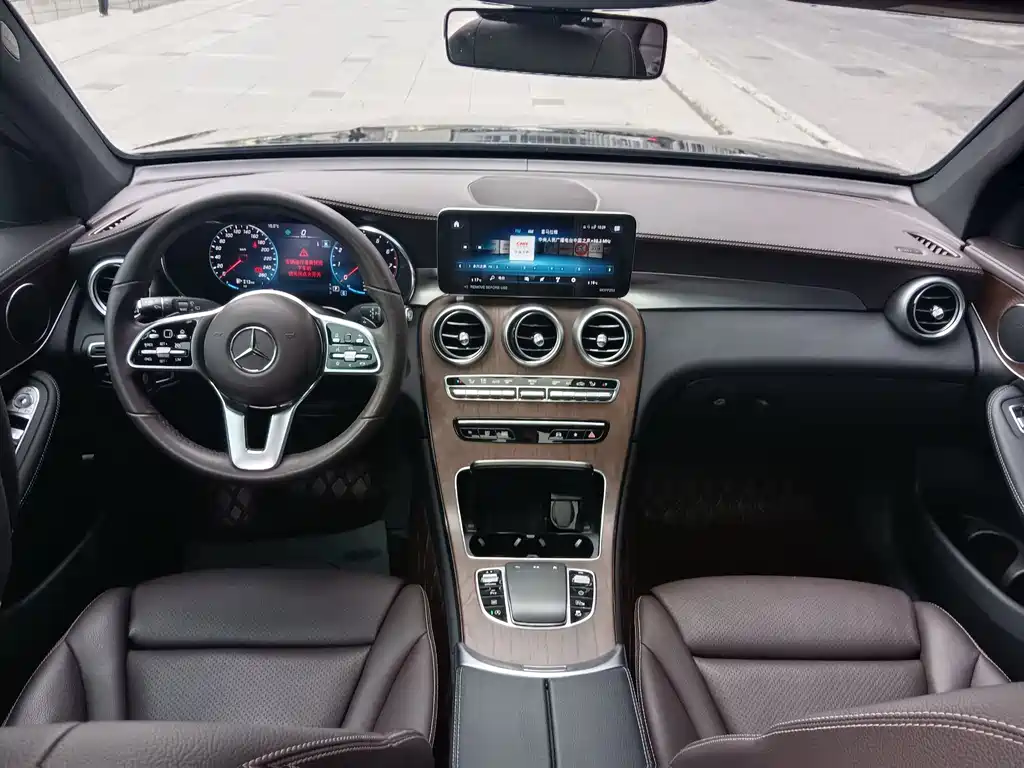 Mercedes-Benz GLC 2022 — фото 11