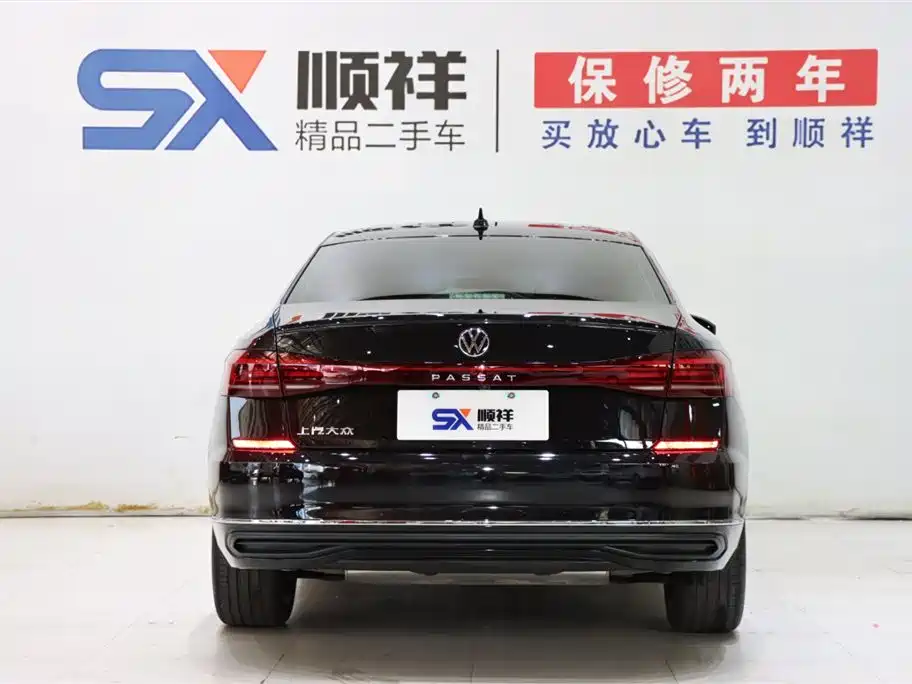 Volkswagen Passat 2025
