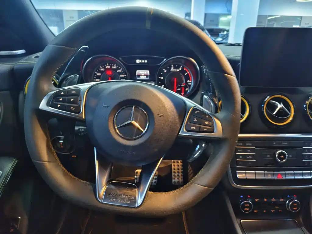 Mercedes-Benz CLA AMG 2017 — фото 8
