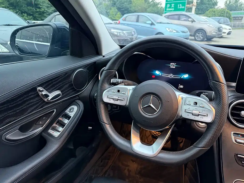 Mercedes-Benz C-Class 2020 — фото 9