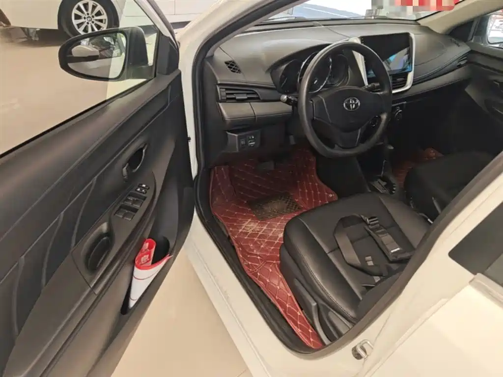 Toyota Vios 2017 — фото 16