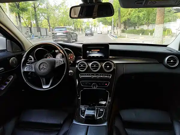 Mercedes-Benz C-Class 2016