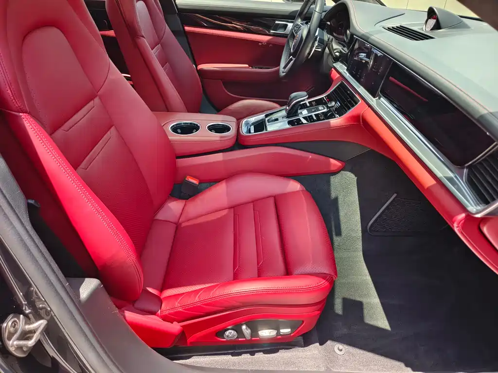 Porsche Panamera 2019 — фото 12