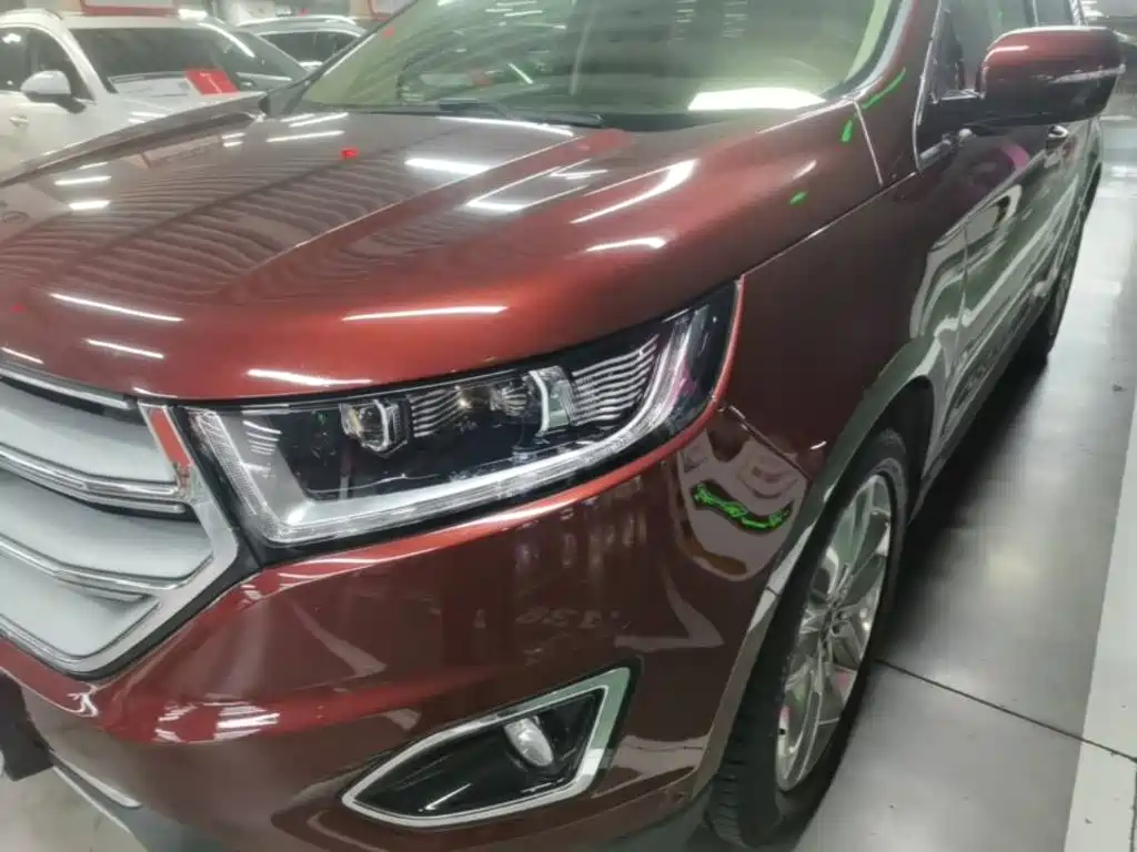 Ford Edge 2016 — фото 24