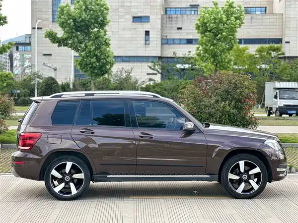 Mercedes-Benz GLK-Class 2013