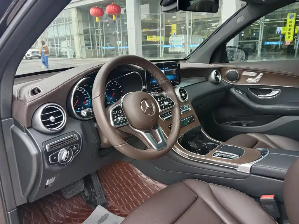 Mercedes-Benz GLC 2022 — фото 12