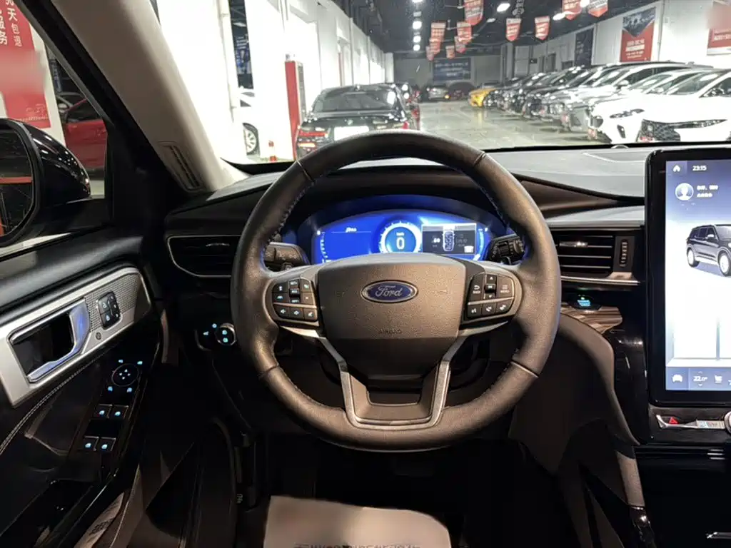 Ford Explorer 2022 — фото 13