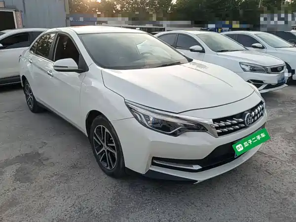 Venucia D60 2019