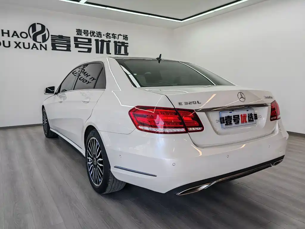 Mercedes-Benz E-Class 2015 — фото 7