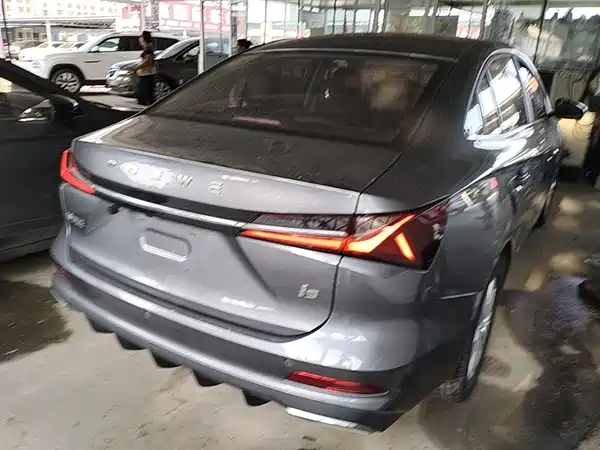 Roewe i5 2024