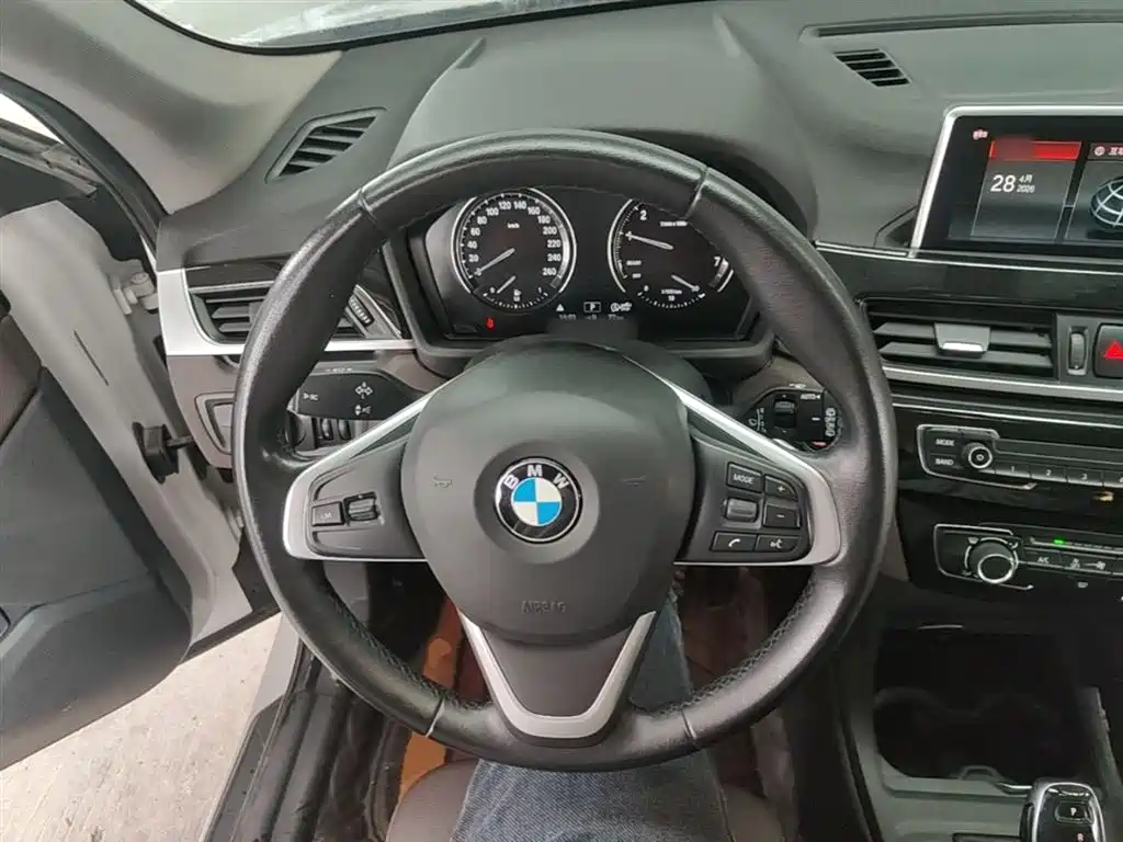 BMW X1 2020 — фото 11