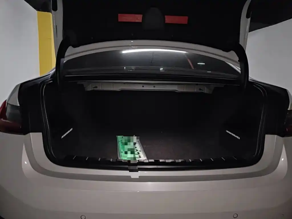 BMW i3 2024 — фото 19