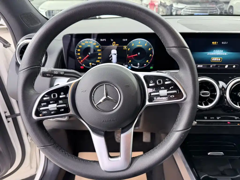 Mercedes-Benz GLB 2022 — фото 10