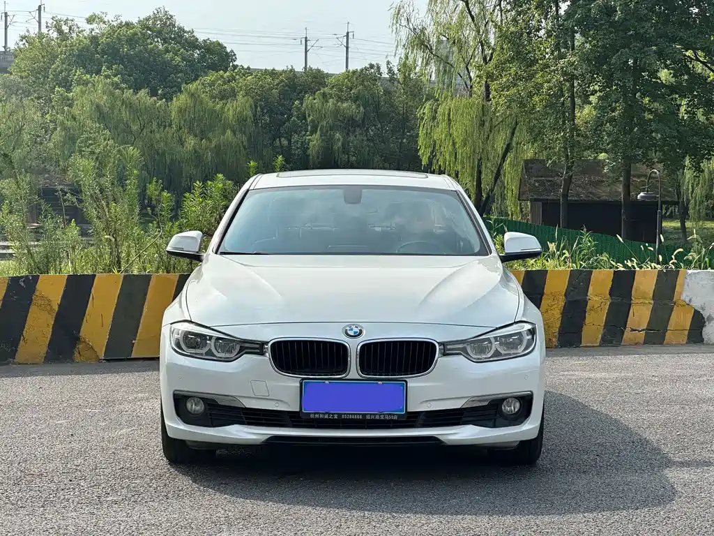 BMW 3 Series 2017 — фото 2