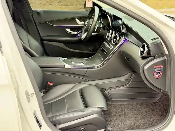 Mercedes-Benz C-Class 2021