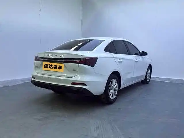 Roewe i5 2025