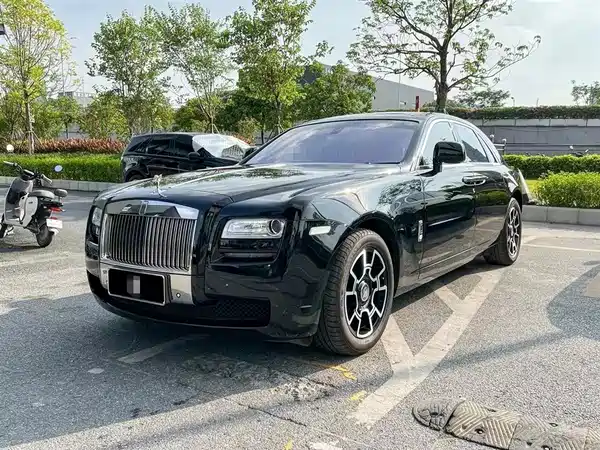Rolls-Royce Ghost 2010
