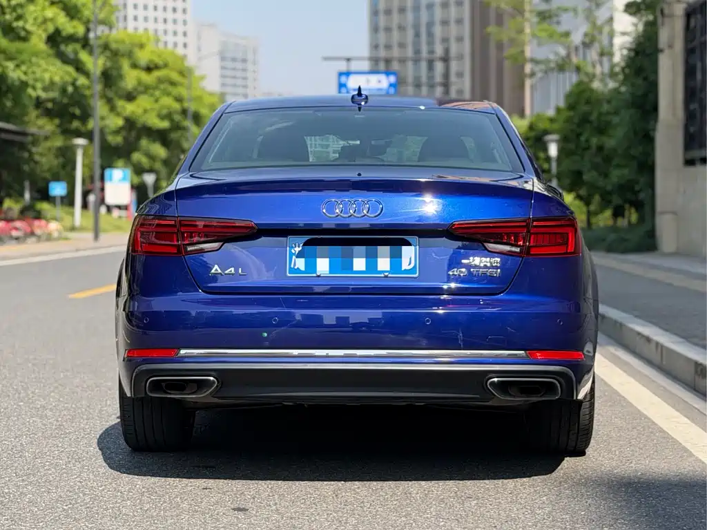 Audi A4L 2020 — фото 5
