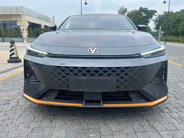 Changan UNI-V 2024