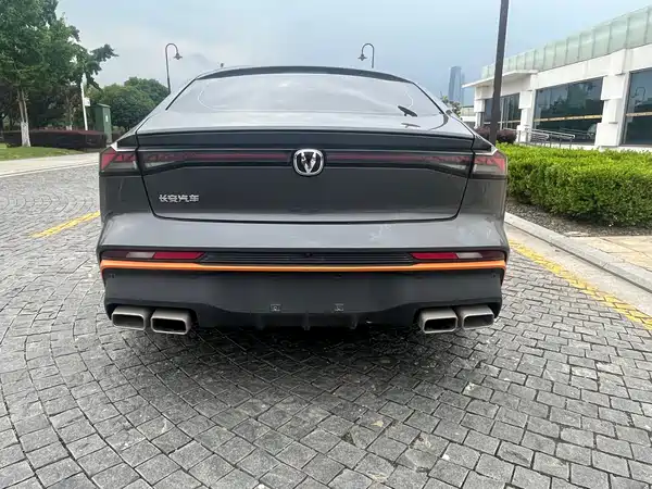 Changan UNI-V 2024
