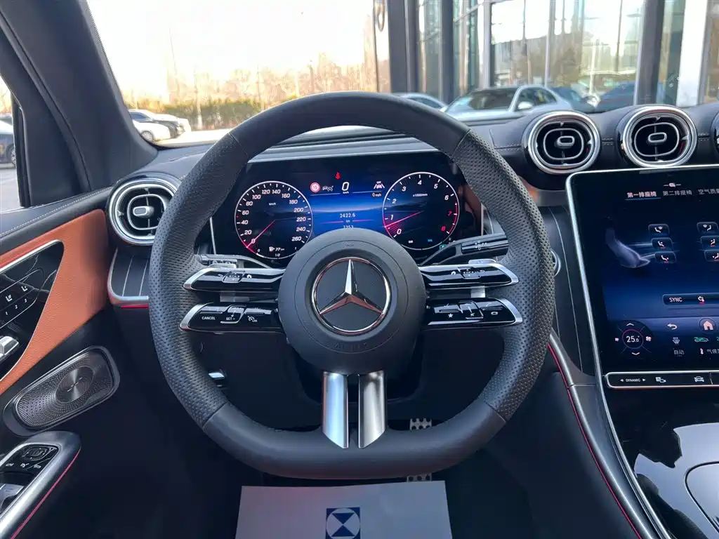 Mercedes-Benz GLC 2024 — фото 10