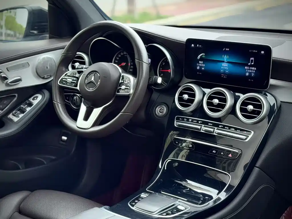 Mercedes-Benz GLC 2020