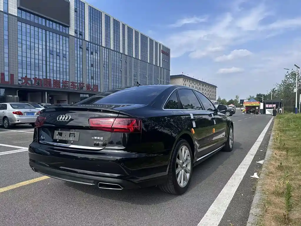 Audi A6L 2018 — фото 10