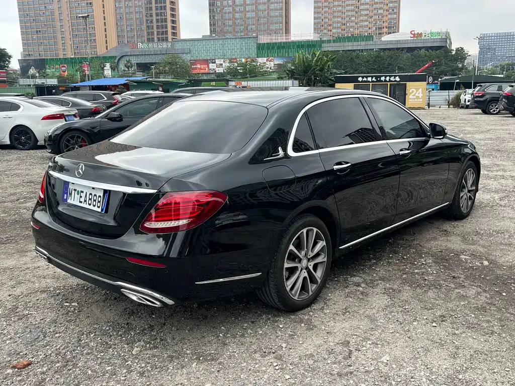Mercedes-Benz E-Class 2017 — фото 6