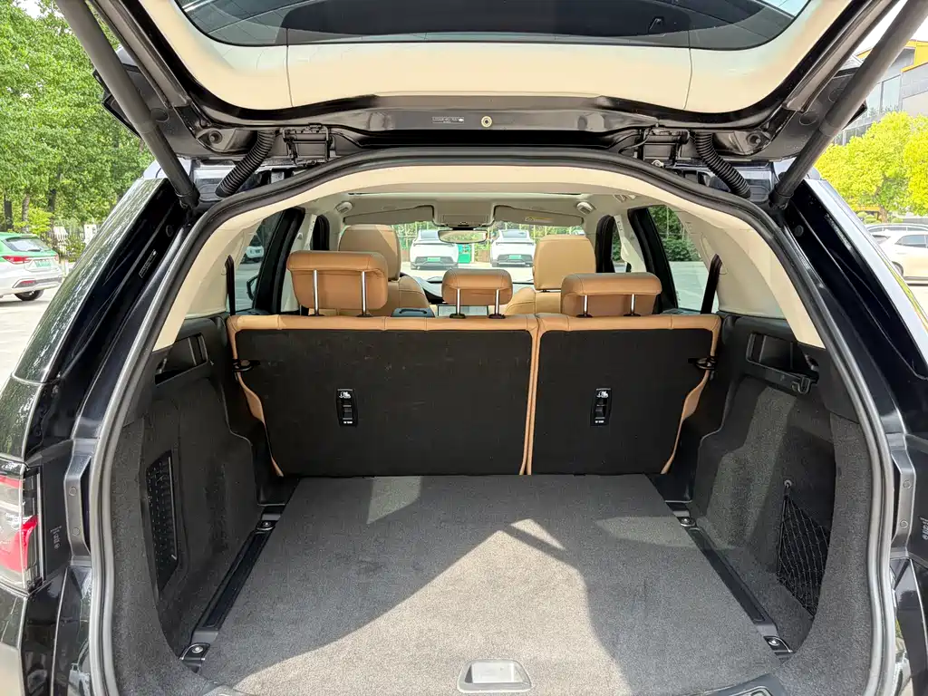 Land Rover Discovery Sport 2024 — фото 25