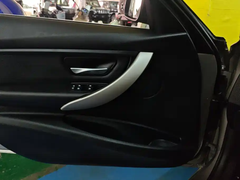 BMW 3 Series 2015