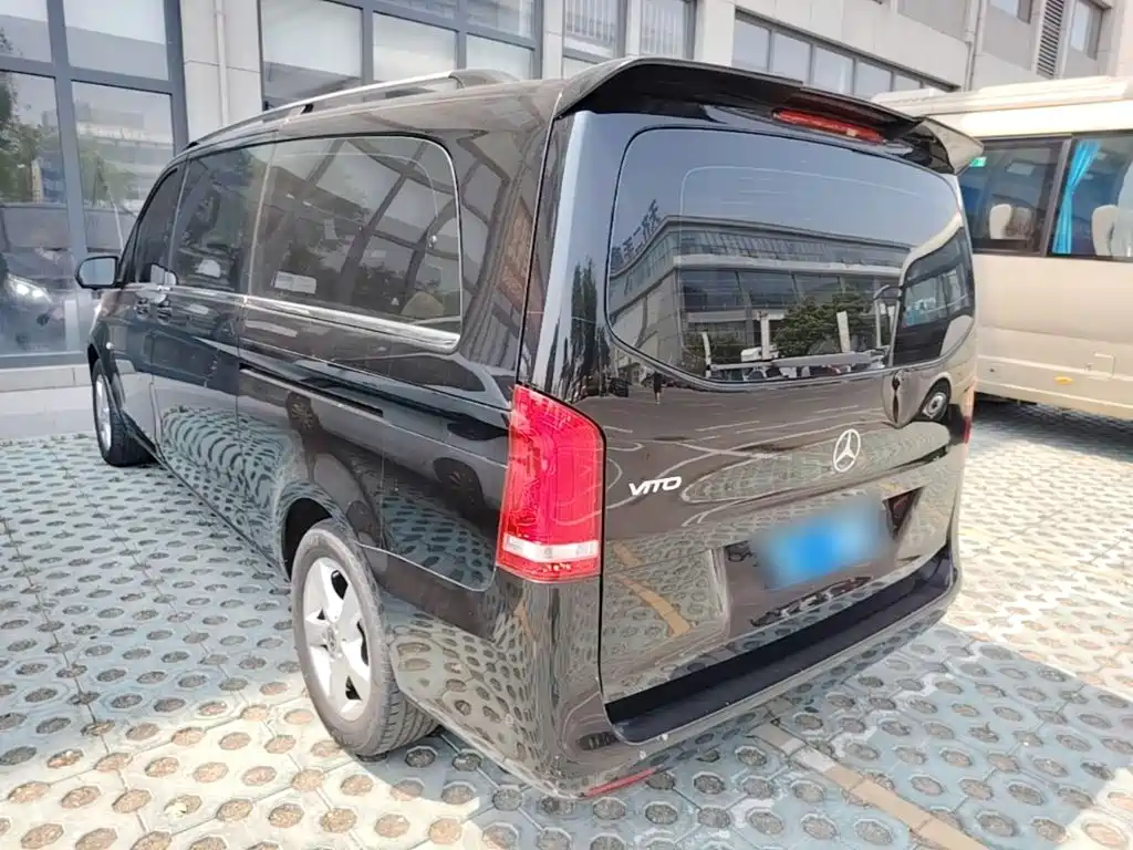 Mercedes-Benz Vito 2021 — фото 23