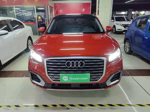 Audi Q2L 2018