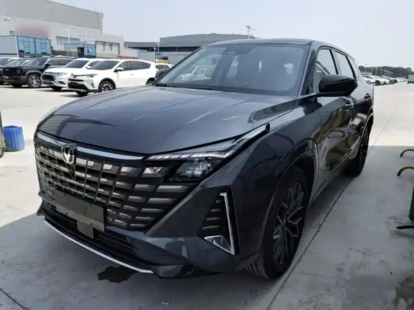 Changan UNI-Z 2024