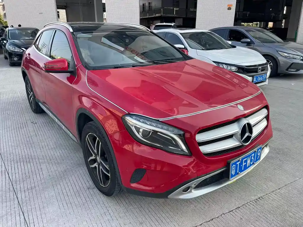 Mercedes-Benz GLA 2016 — фото 2