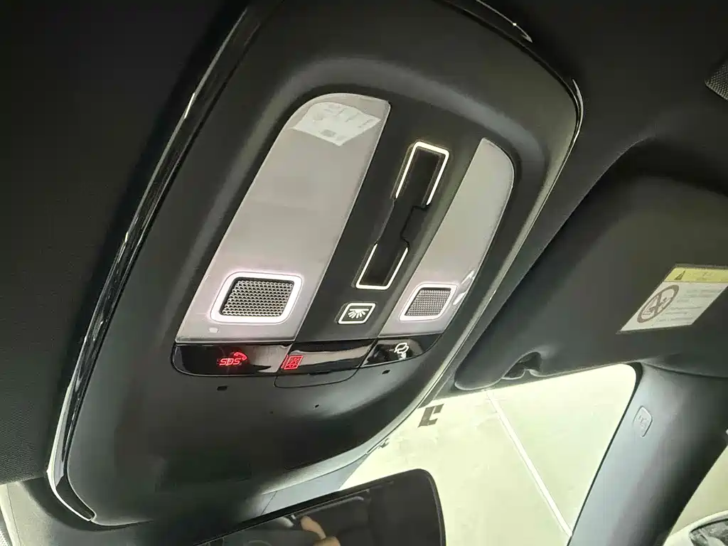 Volvo XC60 PHEV 2024 — фото 13