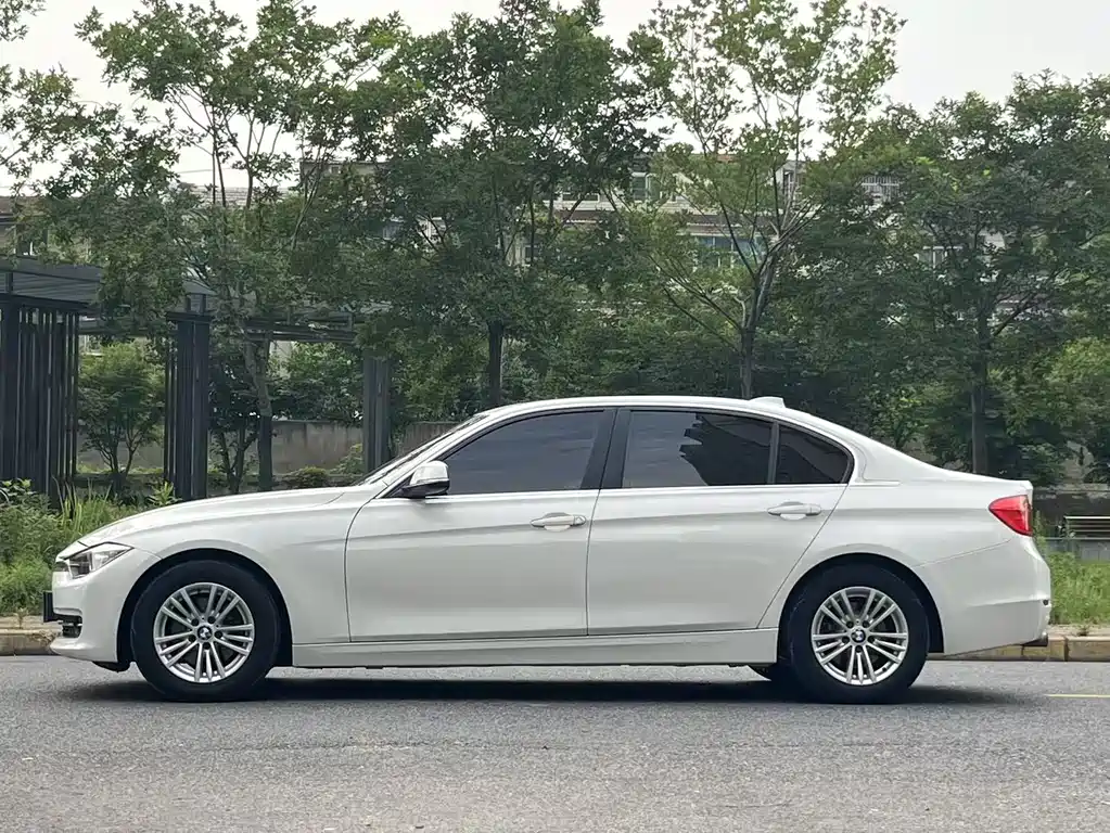 BMW 3 Series 2015 — фото 7