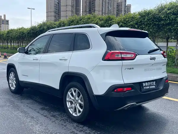 Jeep Cherokee 2017