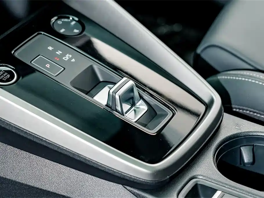 Audi A3 2024 — фото 14