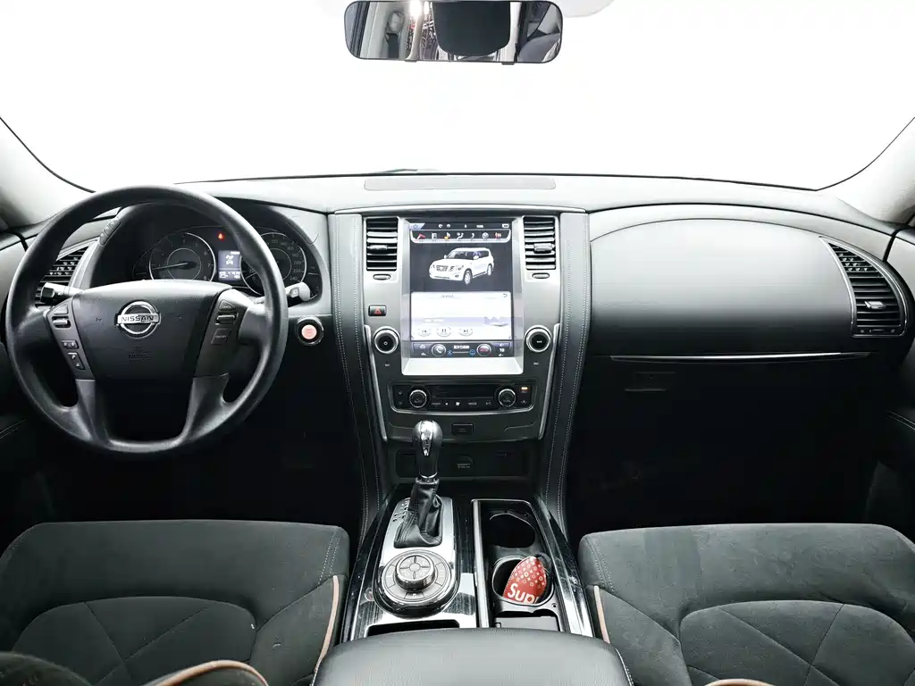 Nissan Patrol 2018 — фото 10