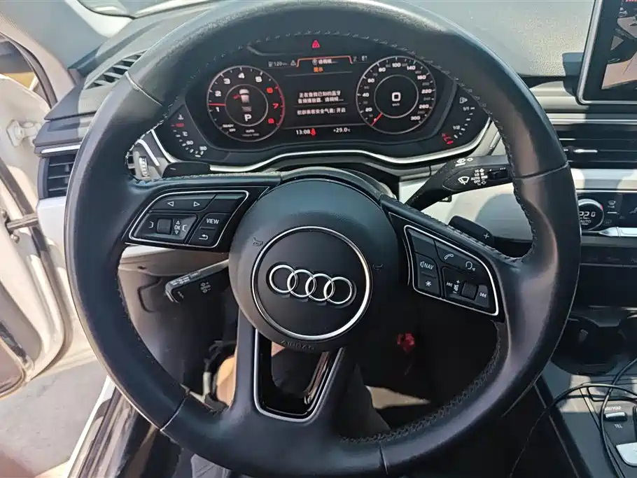 Audi A4L 2020 — фото 15