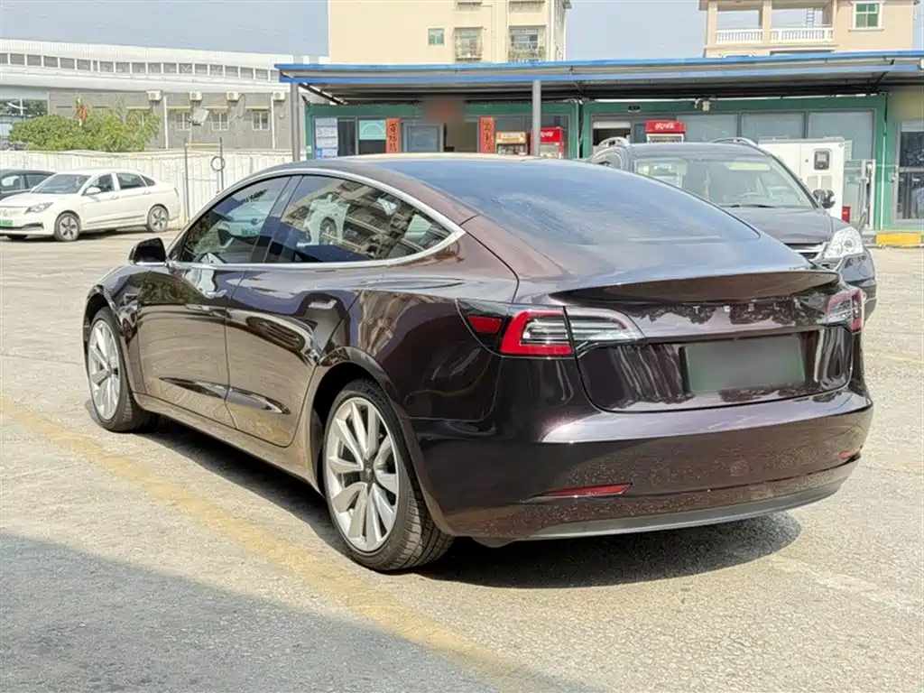 Tesla Model 3 2020 — фото 15