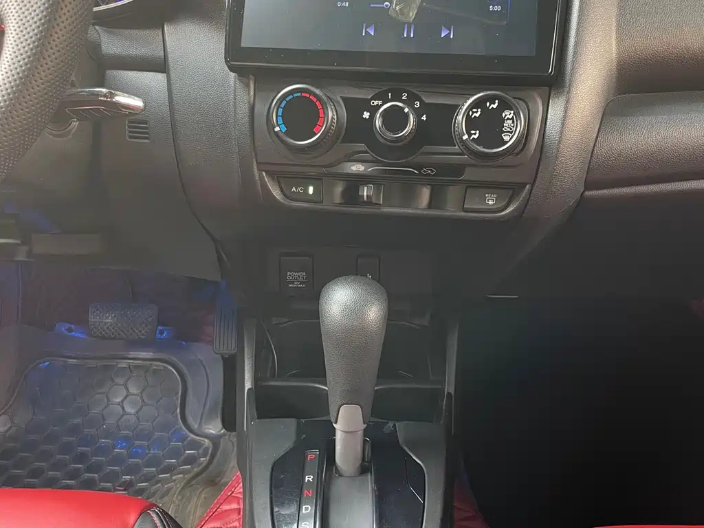 Honda Fit 2017 — фото 8
