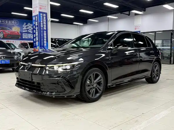 Volkswagen Golf 2022