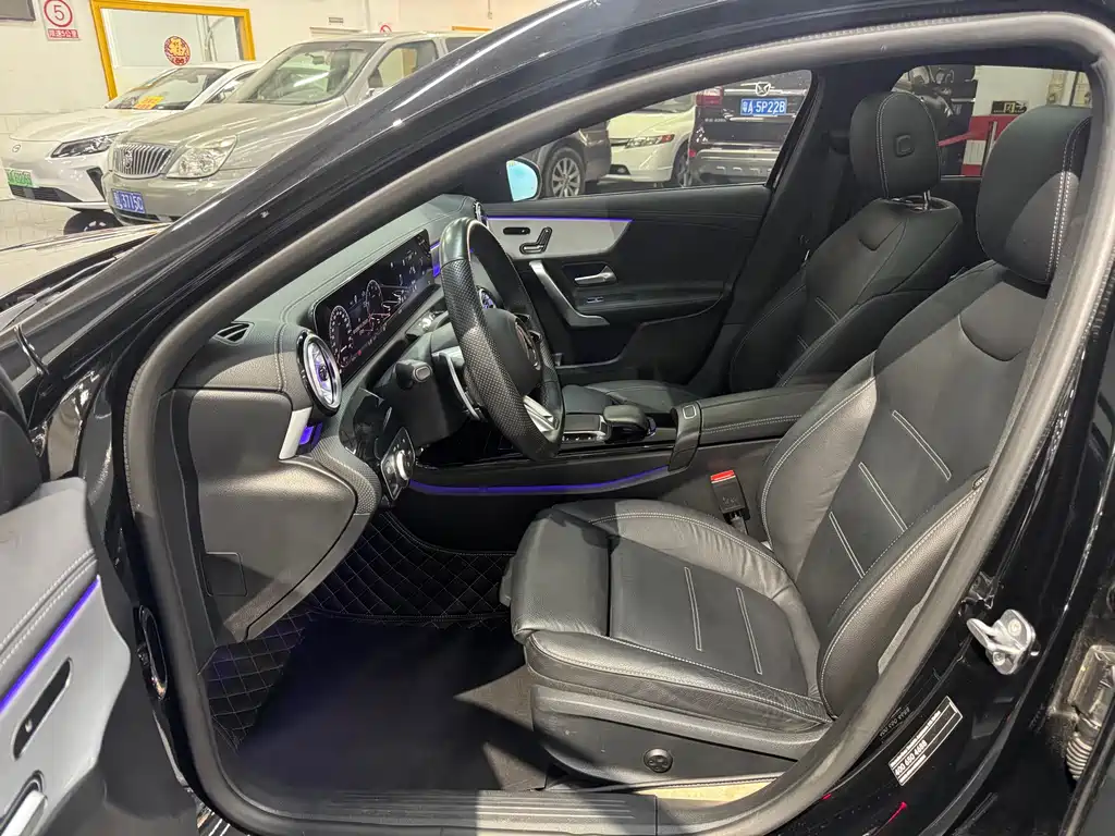 Mercedes-Benz A-Class AMG 2024 — фото 16