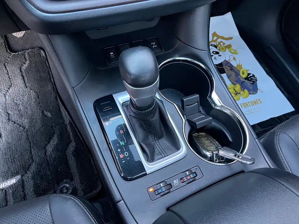 Toyota Highlander 2019 — фото 10