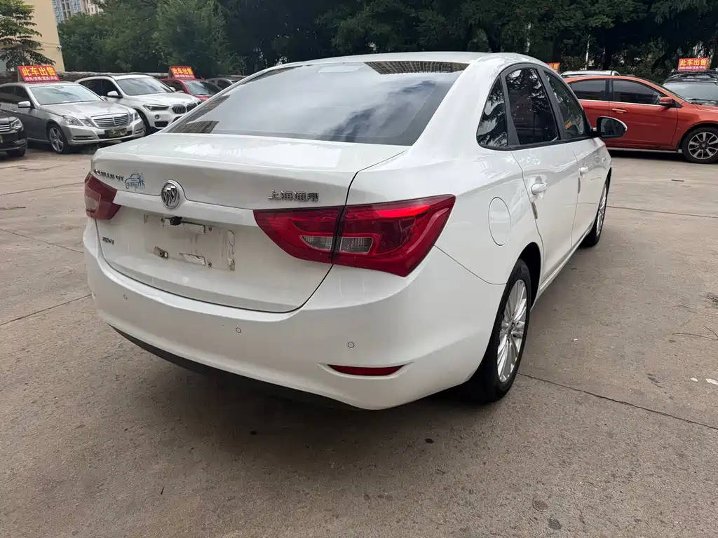 Buick Excelle 2015