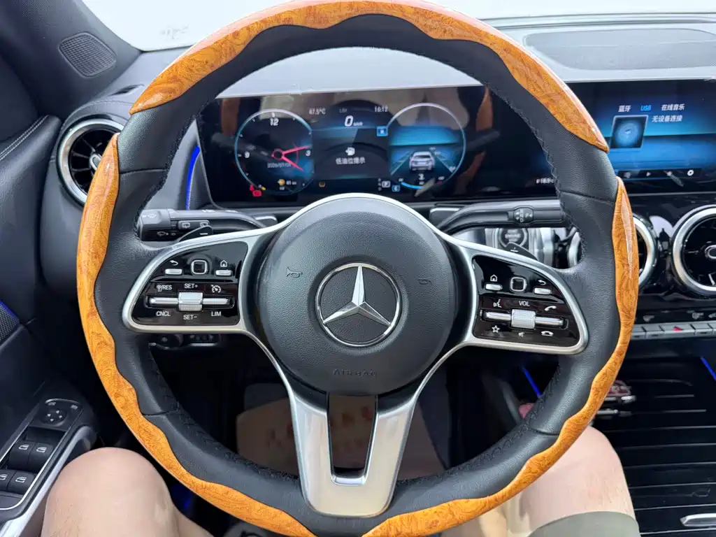 Mercedes-Benz GLB 2020 — фото 10