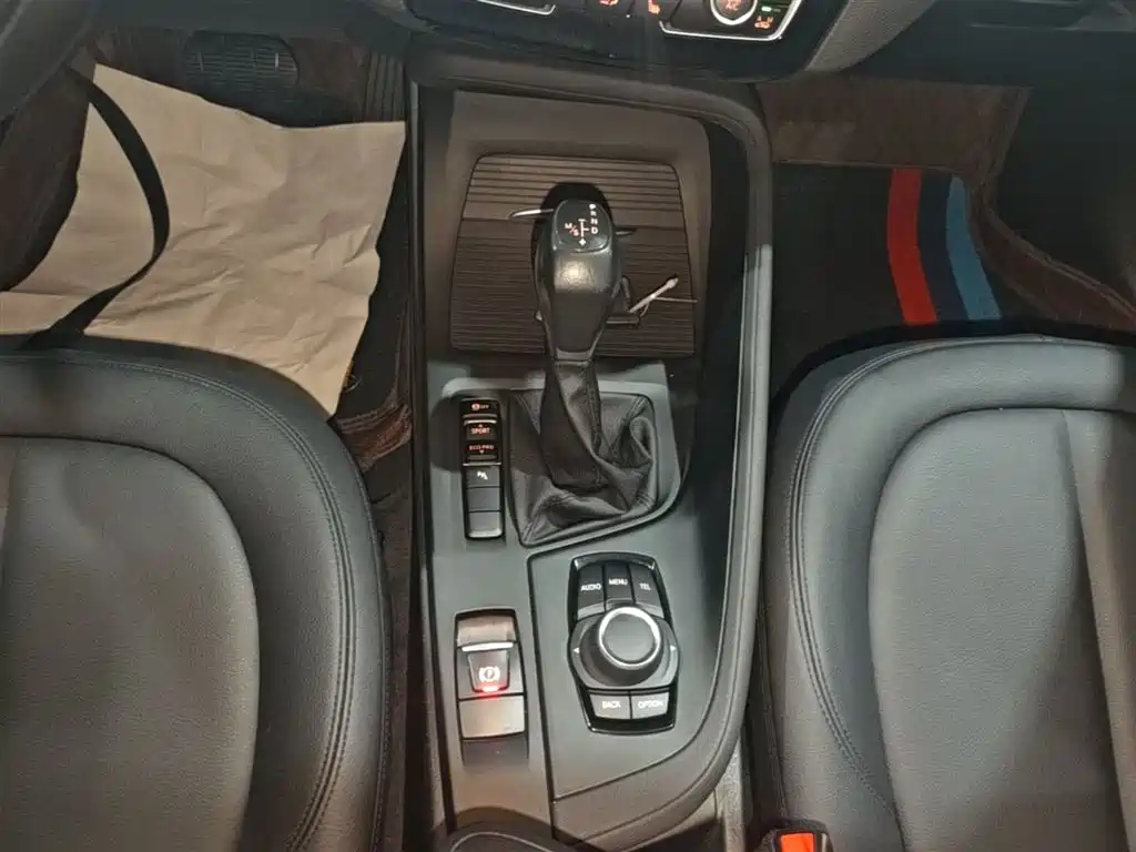 BMW X1 2016 — фото 14