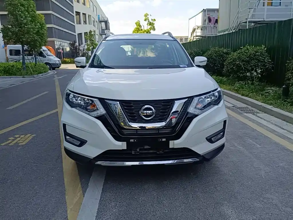 Nissan X-Trail 2018 — фото 3